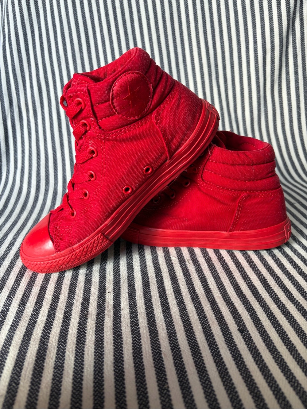 Kids High-Top converse Sneakers - Red